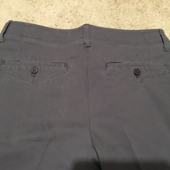 Saks Fifth Avenue Active Gray Pants 30x30 - Picture 7 of 7